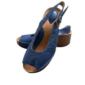 Sergio Tomani Women’s EU39 US8.5 Blue Leather Wedge Slingback Sandal